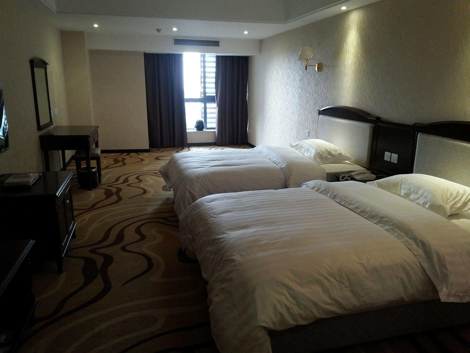 Chengdu Airport Ruijia Hotel Zewnętrze zdjęcie