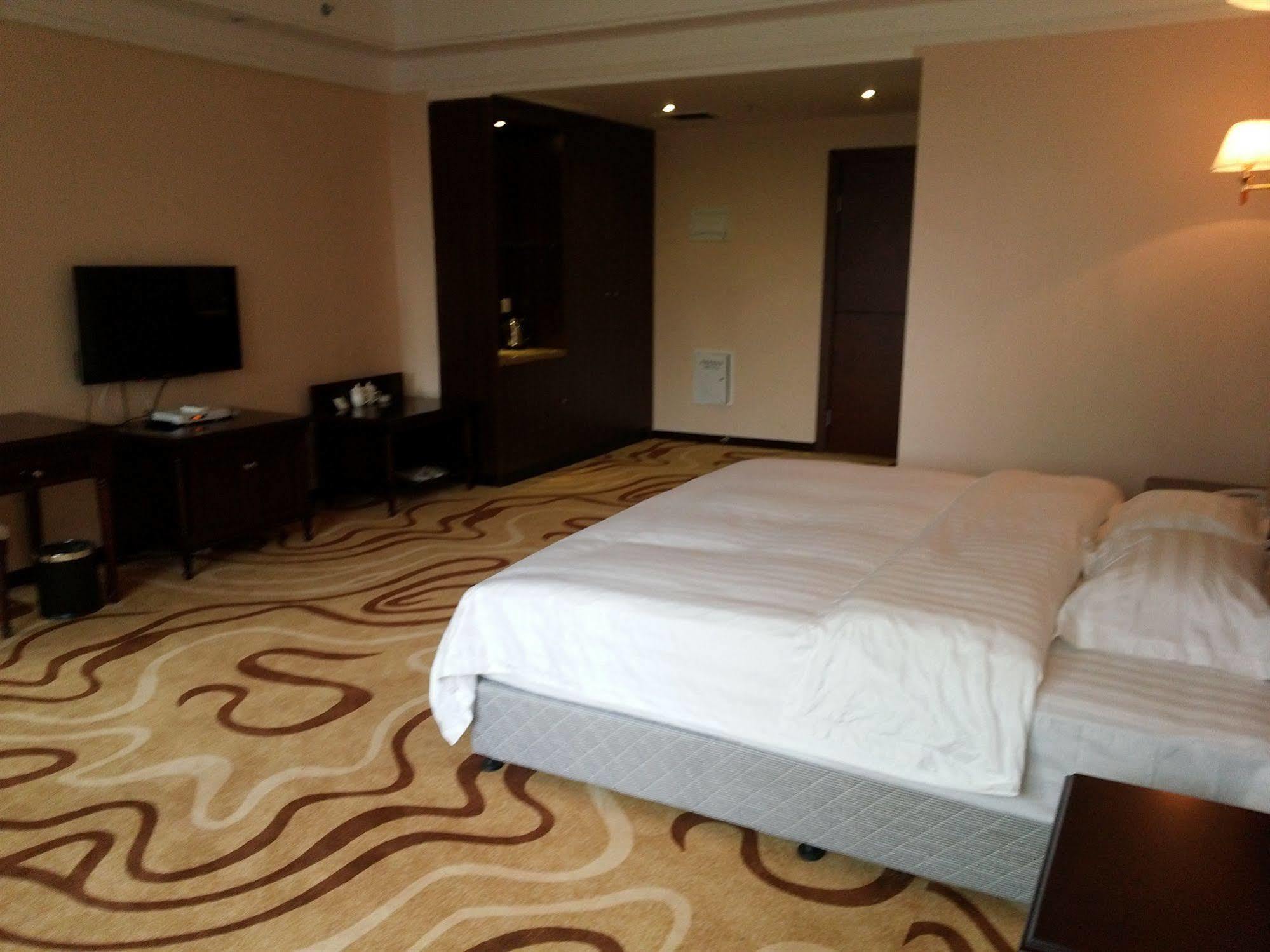 Chengdu Airport Ruijia Hotel Zewnętrze zdjęcie